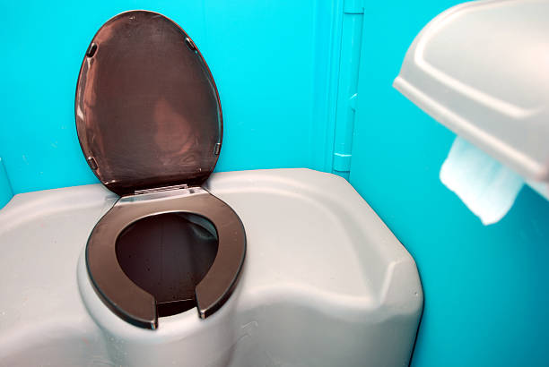 Best Construction site porta potty rental  in Mount Olive, IL